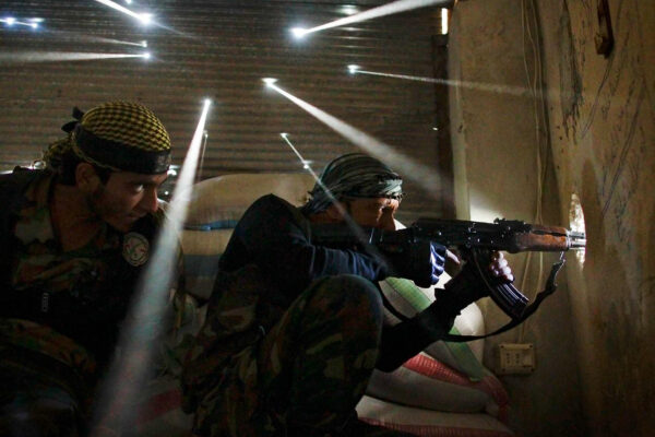 Capturing the Cost of Conflict: Javier Manzano on the Power of Photojournalism
